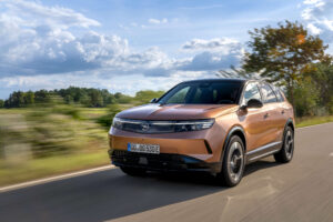 obiteljski SUV Opel Grandland